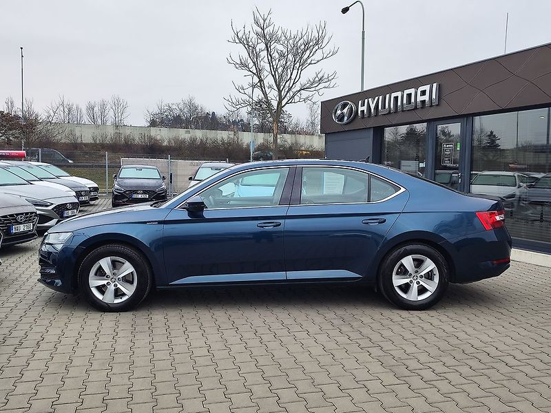 Škoda Superb 1.5 TSI/110kW Ambition DSG - fotka 8 z 31