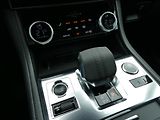 Jaguar F-Pace 2,0 D200 S,1.maj,ČR,DPH - náhled 24