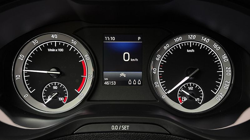 Škoda Karoq 1.5 TSI DSG Sportline - fotka 10 z 26