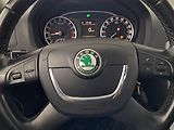 Škoda Octavia (2012) 1.6 TDI, Navi, Tempomat - náhled 16