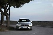 Volvo V60.