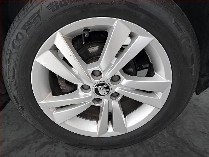 Škoda Fabia (2018) Style 1.0 TSI, Tempomat - fotka 15 z 15