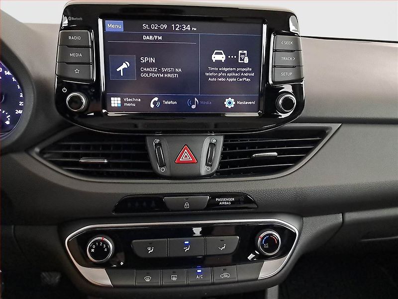Hyundai i30 (2023) Family Comfort 1.0 T-GDI, ČR - fotka 12 z 16