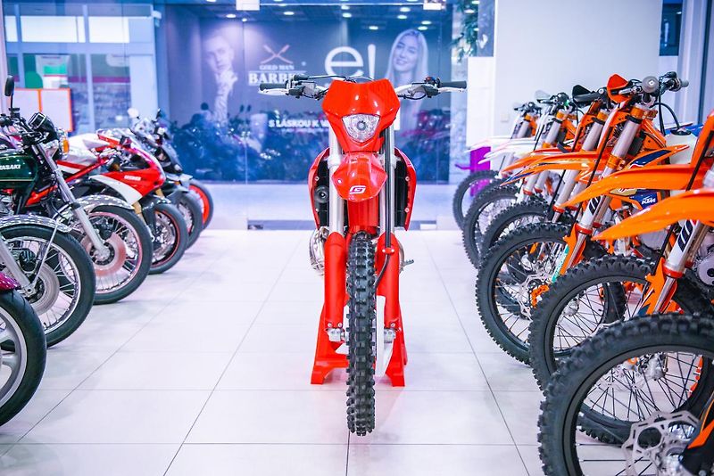 GASGAS EC 250 Racing (2022) EC 250 TPI 2T - fotka 28 z 49