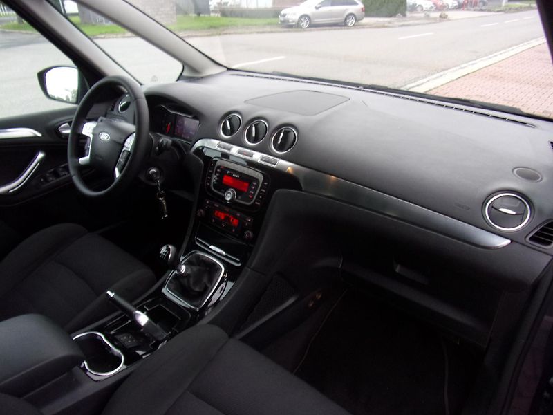 Ford Galaxy (2011) 2,0TDCi AC HF TEMP TAŽNÉ - fotka 30 z 34