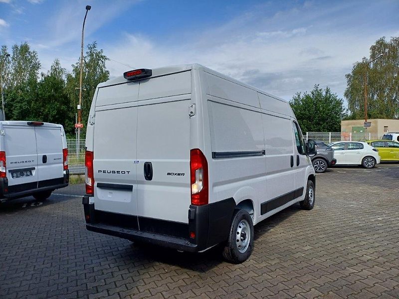 Peugeot Boxer (2026) Furgon 3300 L2H2 BlueHDi 140k  - fotka 4 z 16