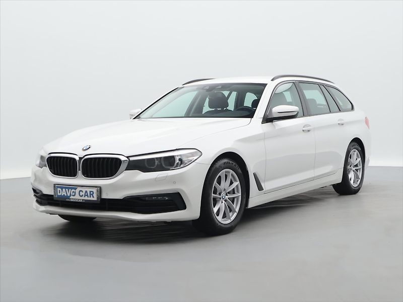BMW Řada 5 3,0 530d 195kW Aut. Sport Line - fotka 3 z 31