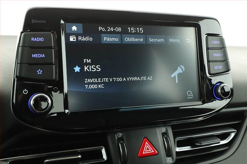 Hyundai i30 (2023) Smart 1.5 T-GDI, ČR,1.maj - fotka 17 z 20