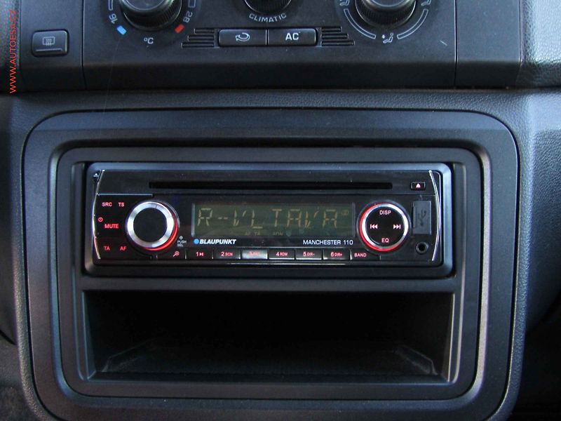 Škoda Roomster (2008) 1.2 HTP, 2.maj,ČR, Style - fotka 13 z 14