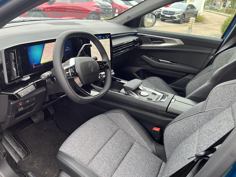 Renault Austral (2026) techno mild hybrid 150 auto  - fotka 10 z 10