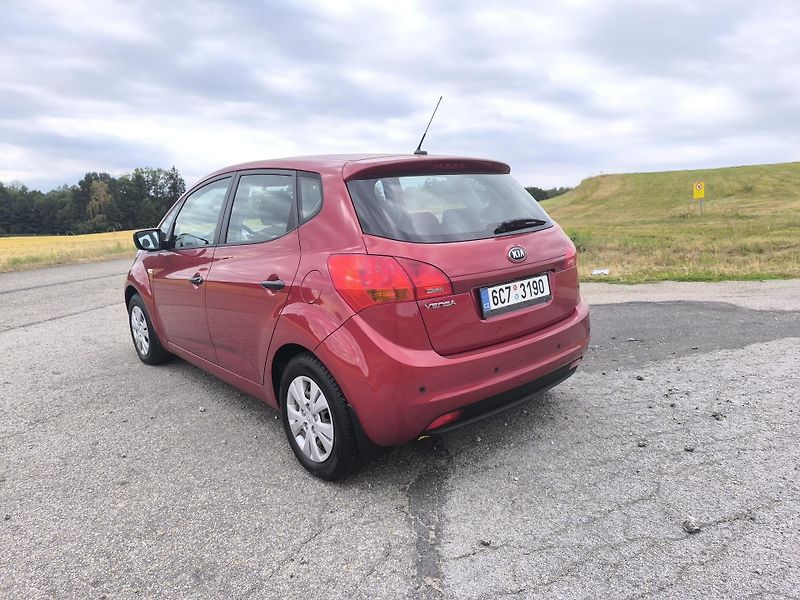 Kia Venga 1.4+LPG SERVISNÍ KN,1.MAJ CZ - fotka 5 z 24