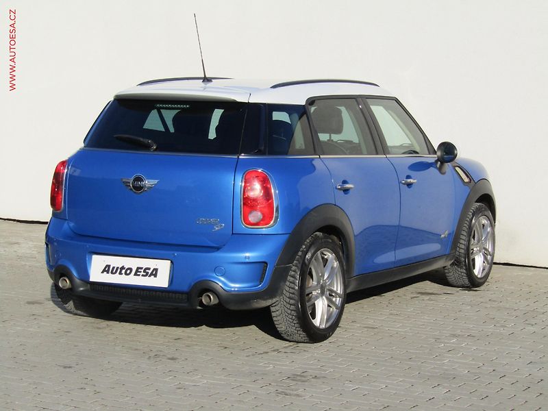 Mini Cooper S (2013) 2.0SD 4x4, 1.maj, AC, kůže - fotka 4 z 17