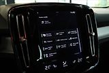 Volvo XC40 D4 AWD Momentum PilotAs/360°/P - náhled 21