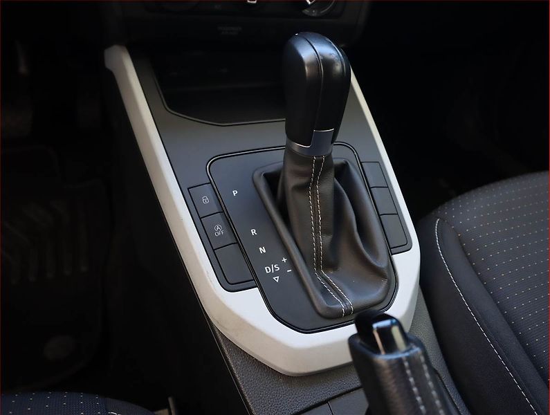 Seat Arona (2022) Xcellence 1.0 TSI, Automat - fotka 13 z 22