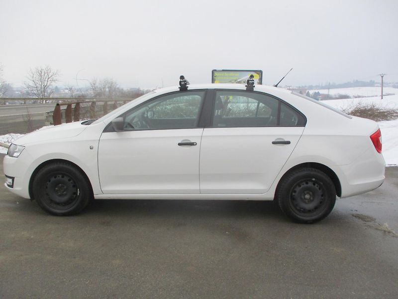 Škoda Rapid 1.2 TSi NOVÉ V ČR*L+Z PNEU - fotka 10 z 37