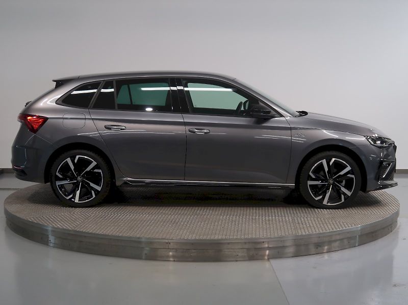 Škoda Scala (2025) MONTE CARLO 1.5TSI 110KW DSG Z - fotka 8 z 40