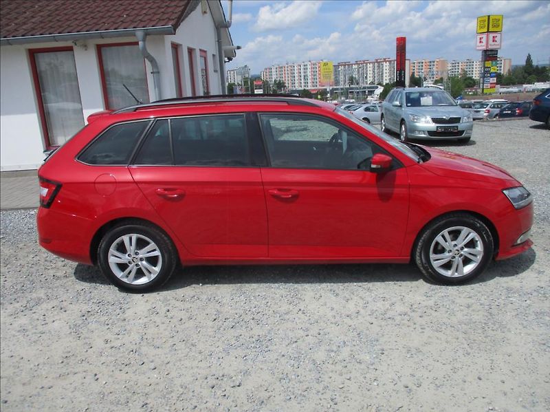 Škoda Fabia 1,0 TSI, serviska,DPH,1.maj,CZ - fotka 4 z 39
