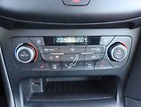 Ford Focus (2018) 1.0 EcoBoost, Tempomat - náhled 15