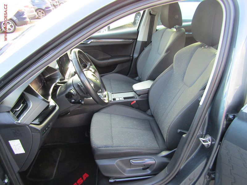 Škoda Octavia (2021) 2.0 TDi, ČR, Stylem, DSG, LED - fotka 10 z 24