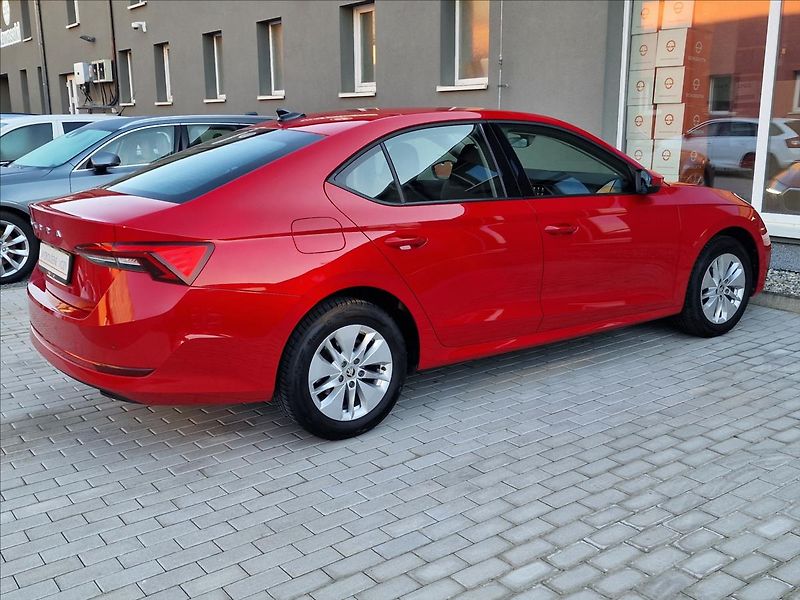 Škoda Octavia 2.0 TDI DSG,původ ČR,1.Maj - fotka 11 z 50