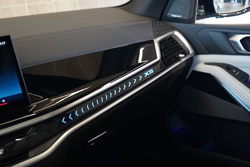 BMW X5 40d xDrive, Harman/Kardon, HUD - fotka 42 z 50