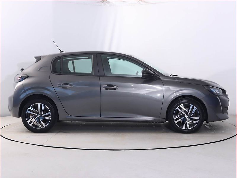 Peugeot 208 (2023) Active 1.2 PureTech - fotka 6 z 19