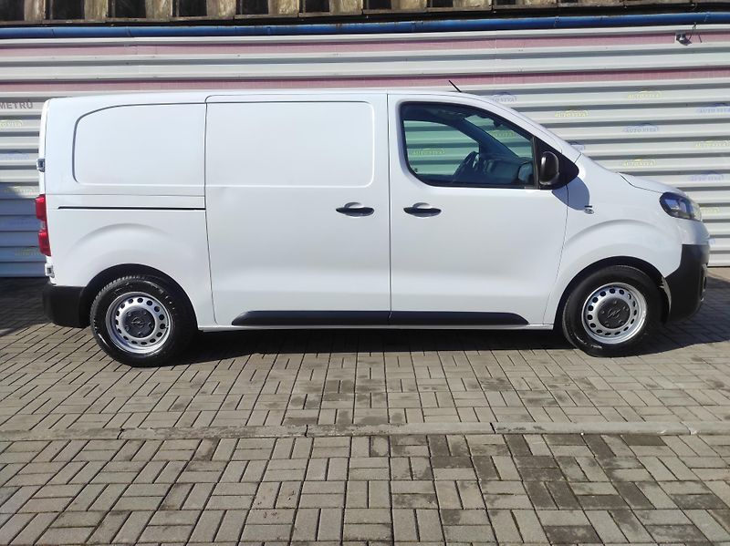 Opel Vivaro 1,5CDTi L1H1, 88kW, ČR - fotka 6 z 45