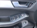 Audi Q5 (2016) S line 2.0 TDI, 4X4, Automat - náhled 16