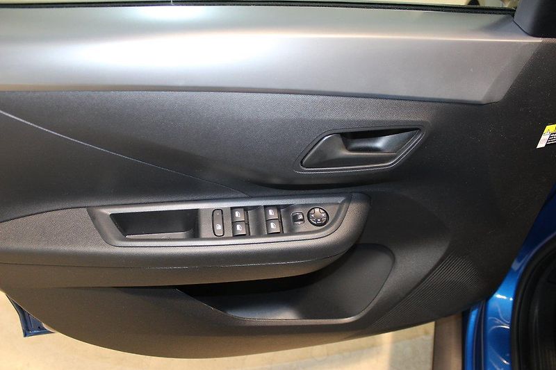 Opel Frontera (2026) Edition Hybrid 1.2 TURBO 81kW - fotka 15 z 16
