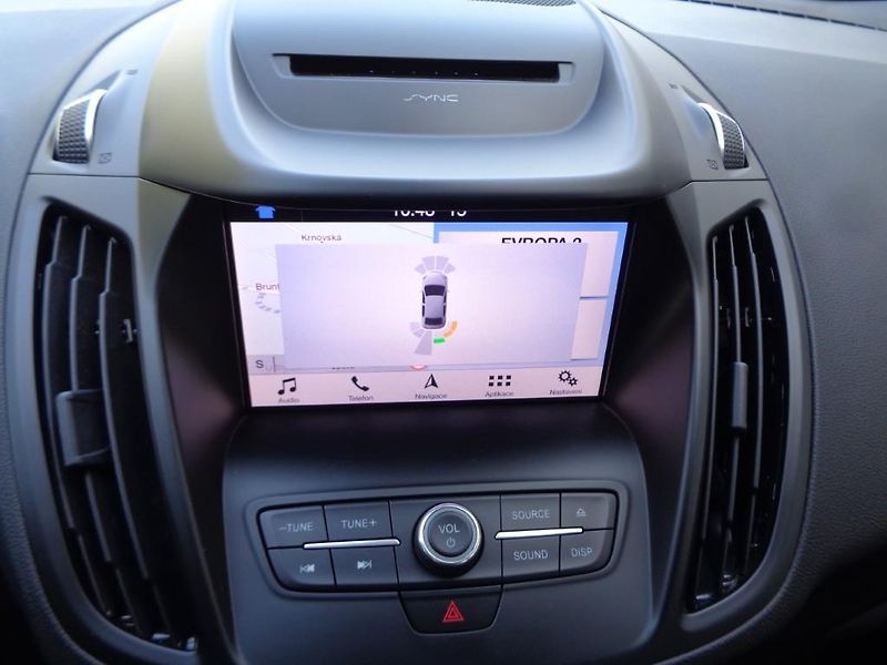 Ford Kuga 1.5 EcoBoost  ST Line  110 kW - fotka 18 z 28