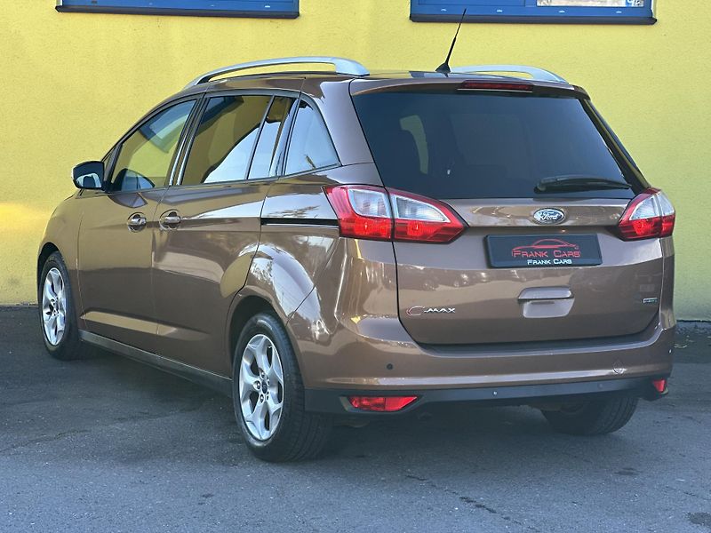 Ford Grand C-MAX (2014) TREND 1.0EB/92kW*2.Maj.*ČR*TZ  - fotka 4 z 36