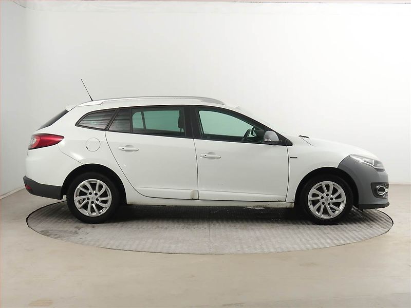 Renault Mégane (2016) 1.2 TCe, po STK, slušný stav - fotka 6 z 18