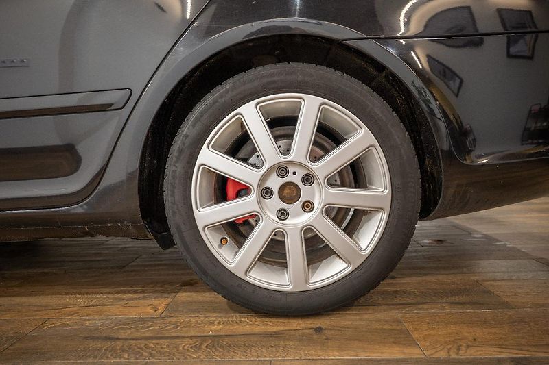 Škoda Octavia 2.0 TDI RS 125 kW - fotka 32 z 32