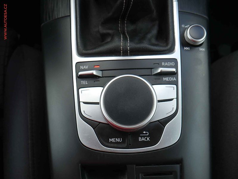 Audi A3 (2013) 2.0TDi, Ambition - fotka 20 z 22