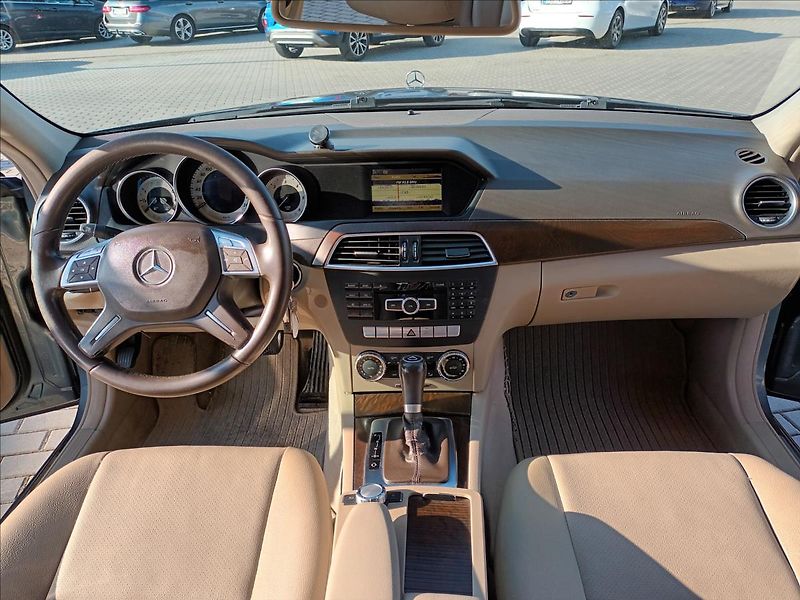 Mercedes-Benz Třídy C 2,1 200CDI,100KW,ELEGANCE, - fotka 11 z 42