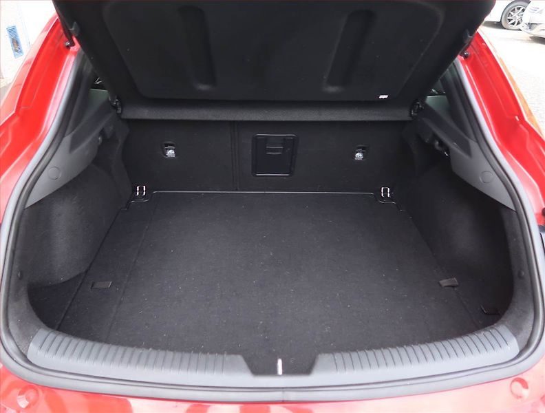 Hyundai i30 (2022) 1.0 T-GDI, ČR,1.maj - fotka 13 z 15