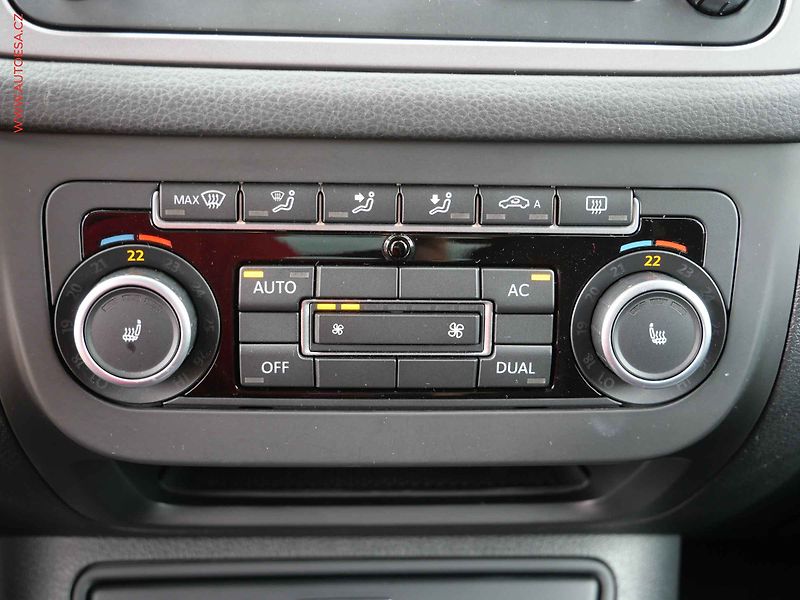 Volkswagen Tiguan (2011) 1.4TSi, servis.kniha - fotka 14 z 17