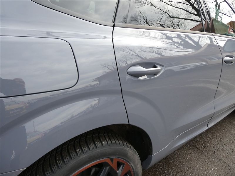 Cupra Terramar 2,0 VZ 2.0 TSi 195kW DSG 4WD - fotka 13 z 45