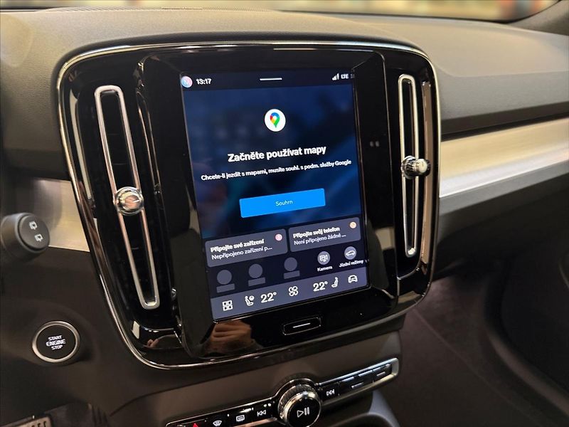 Volvo XC40 (2026) 2,0 B3 Black Edition 3132 - fotka 9 z 15