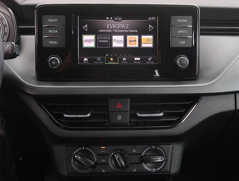 Škoda Scala (2021) Ambition 1.0 TSI, Serv.kniha - fotka 12 z 18