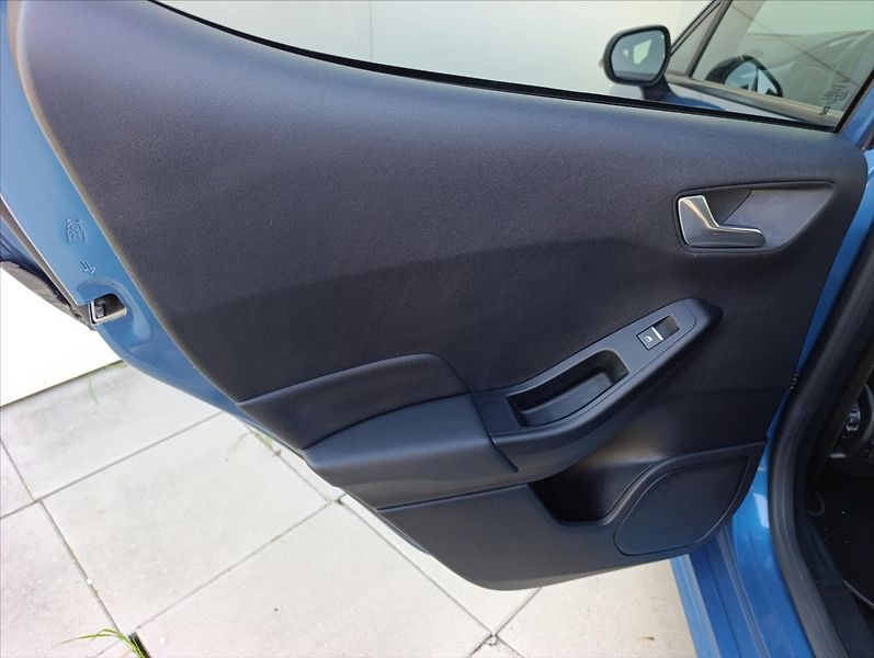 Ford Fiesta 1,5 ST 147kW Kamera Navi Recar - fotka 18 z 34