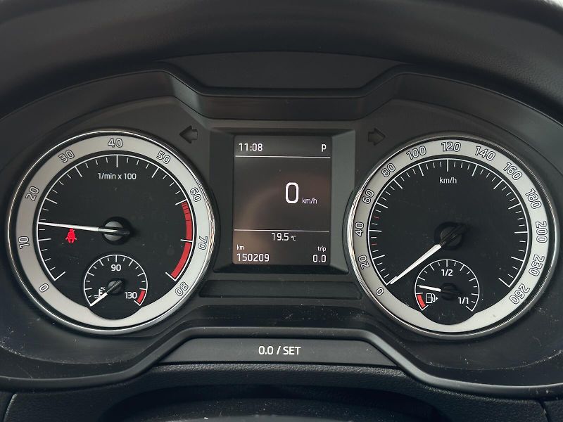Škoda Octavia Combi 1.0TSi DSG Smartlink 2Z. - fotka 19 z 38