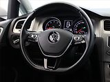Volkswagen Golf (2016) 1.2 TSI, Automat, Serv.kniha - náhled 14