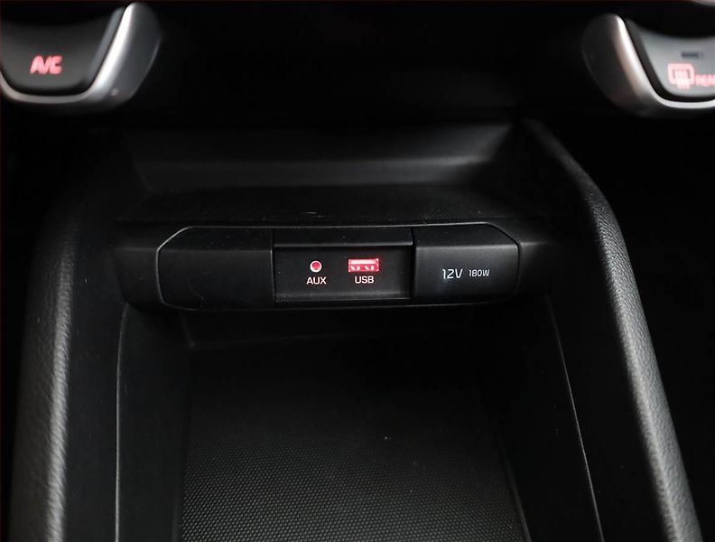 Kia Rio (2018) 1.25 CVVT, Serv.kniha - fotka 11 z 17