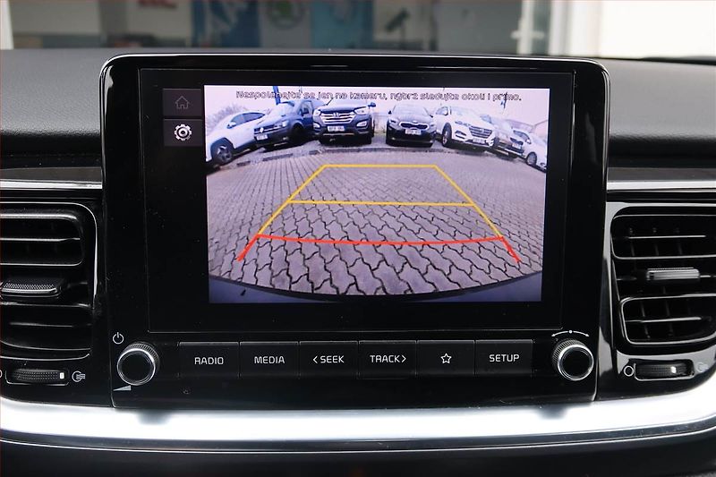 Kia Stonic (2023) Exclusive 1.0 T-GDI, EXCLUSIVE - fotka 15 z 20