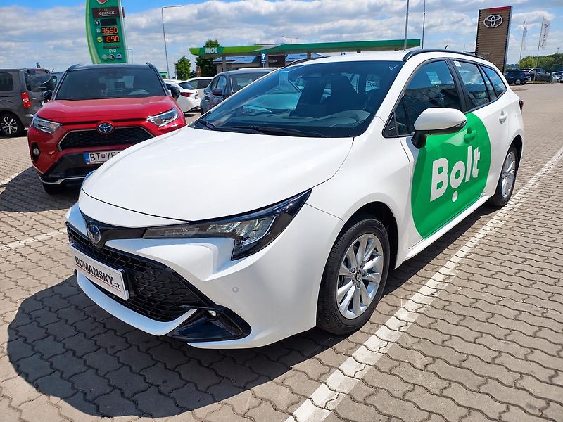Toyota Corolla (2026) TS 1.8 FHEV COMFORT TECH BOLT - fotka 2 z 15