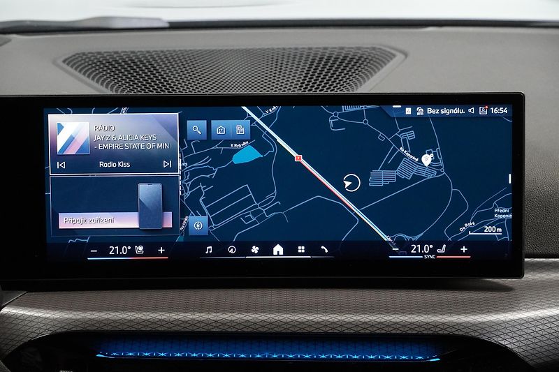 BMW Řada 3 320d,Xdrive,MPacket,ČR,DPH,HUD - fotka 31 z 41