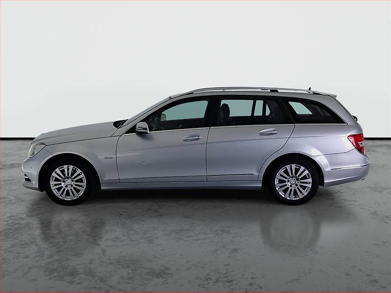Mercedes-Benz Třídy C (2011) Elegance C 180, Automat, Navi - fotka 3 z 19