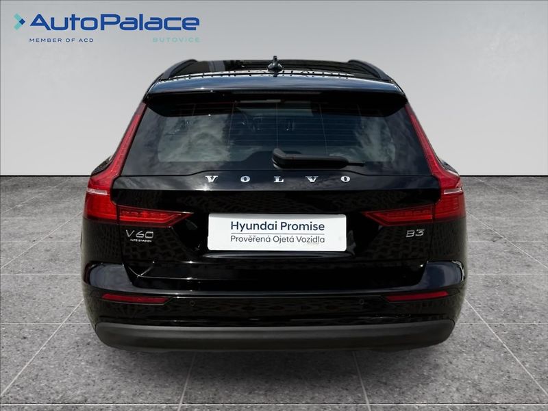 Volvo V60 2,0 I B3 CORE AT 120kW - fotka 5 z 17