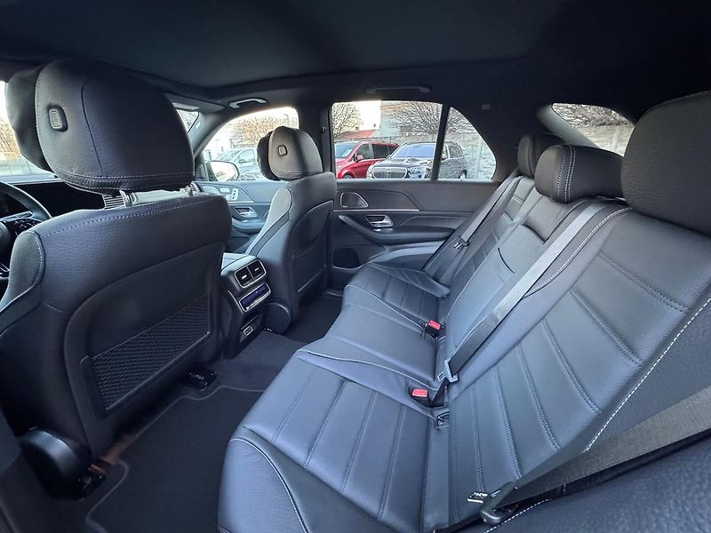 Mercedes-Benz GLE (2026) 300 d 4MATIC - fotka 12 z 25